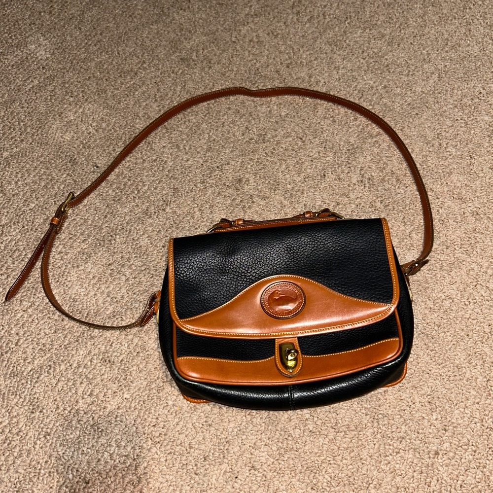 Dooney and Bourke vintage crossbody bag